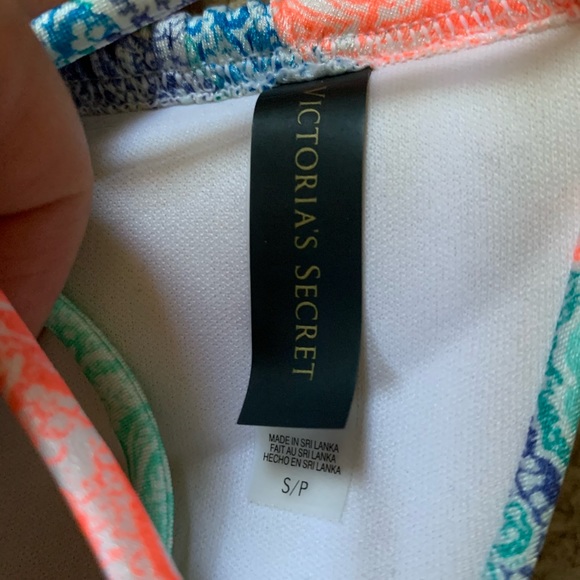 Limited Edition VS Bikini 🧡 - Picture 3 of 3